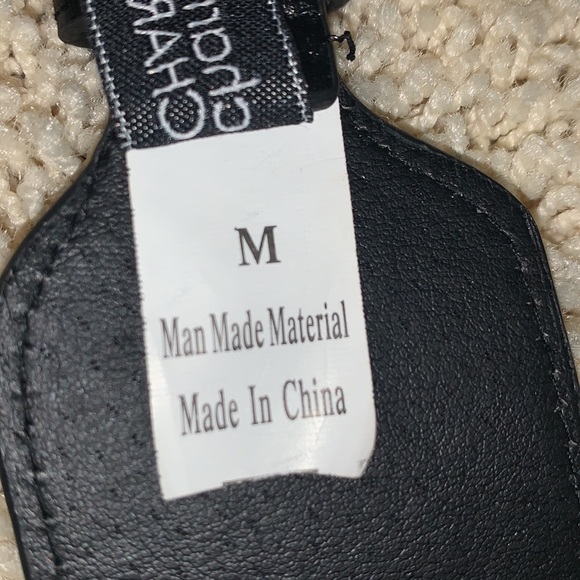 MEDIUM Charming Charlie Fashion Belt - Picture 6 of 6